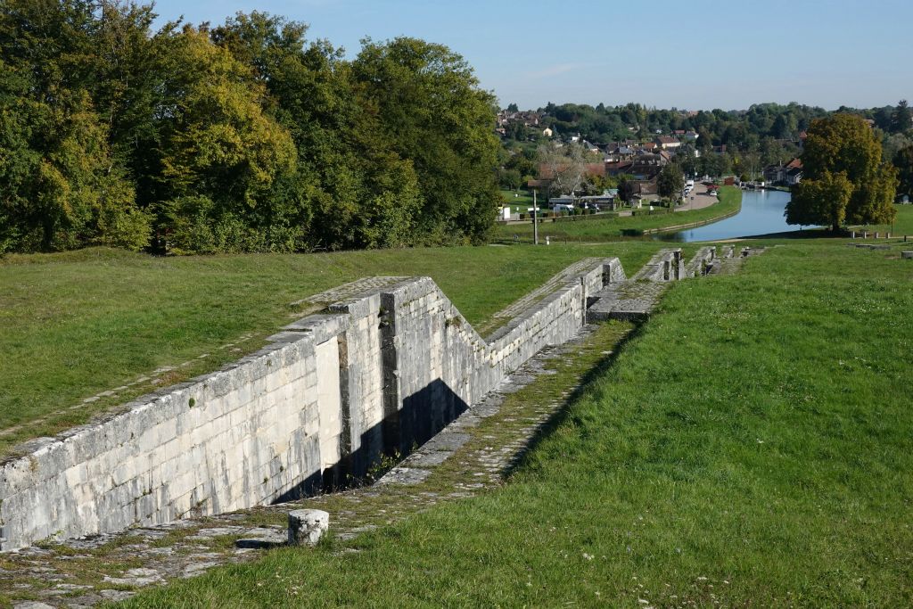 Rogny-les-Sept-Ecluses